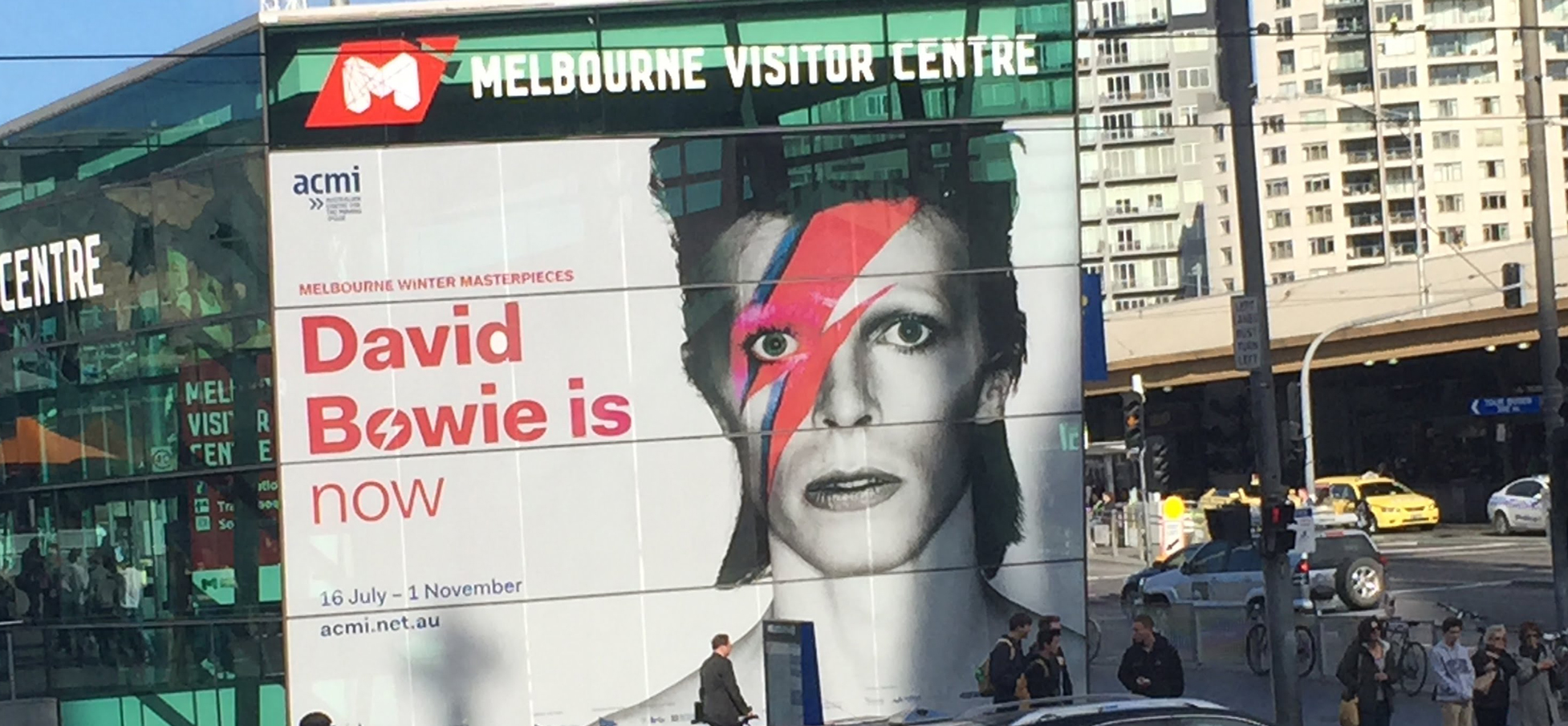 Bowie exhibit draws near 200K in Melbourne