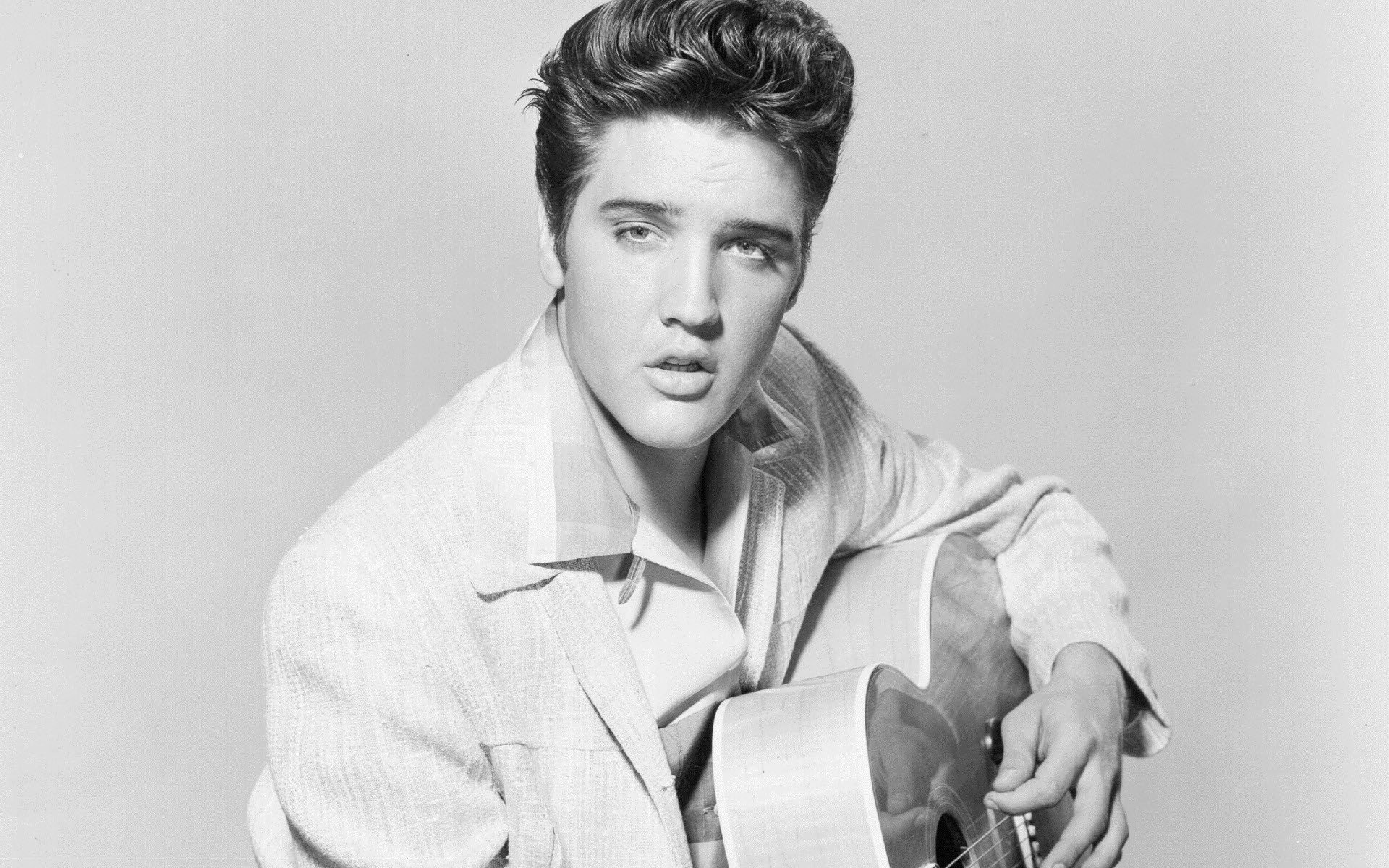 Elvis Presley beats Madonna to new UK chart record