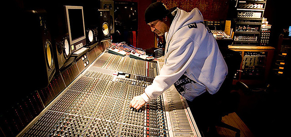 Hot Seat: Making It In The Music Industry… with Dave Aron, audio engineer