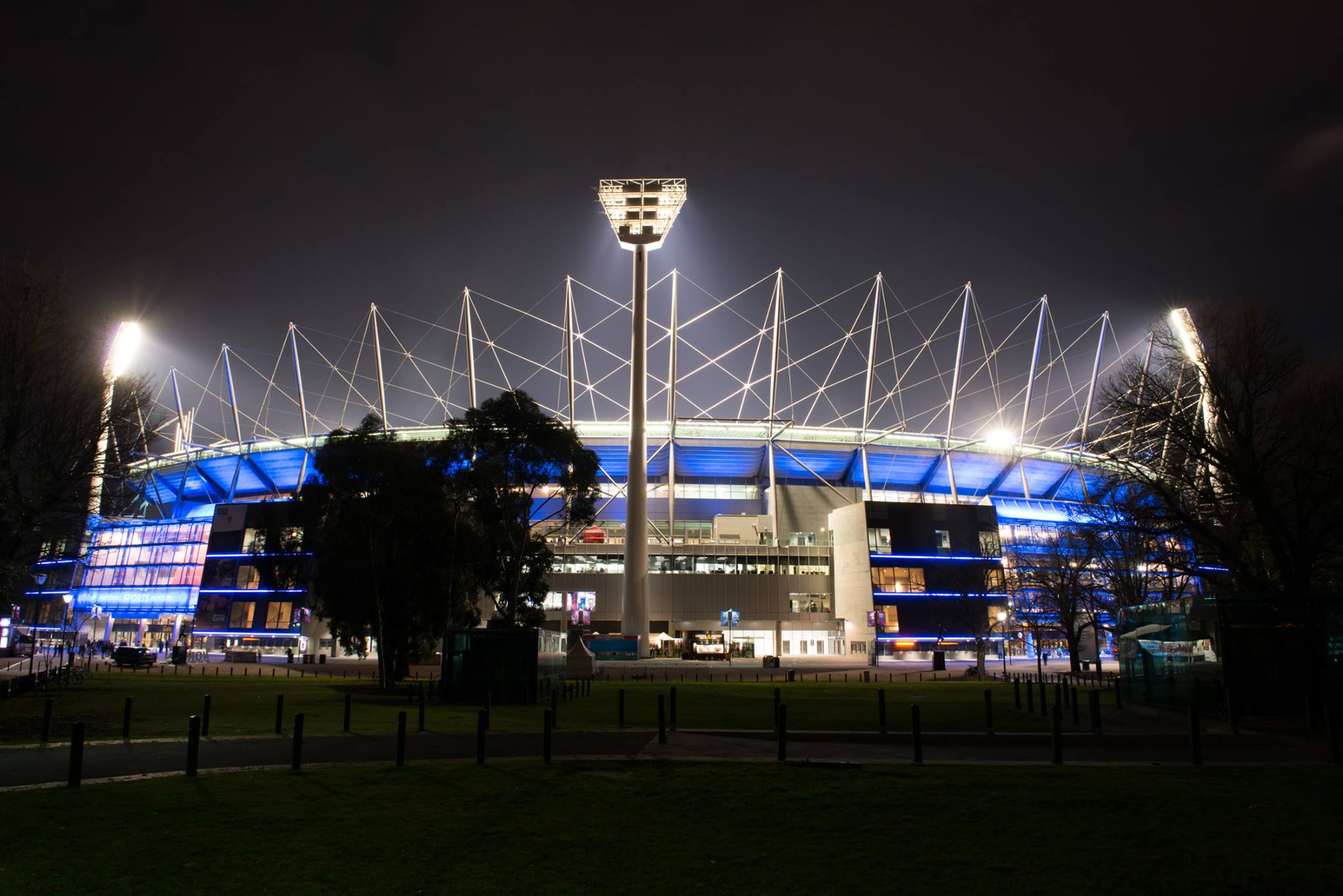 MCG bans parking at major concerts to minimise security risk